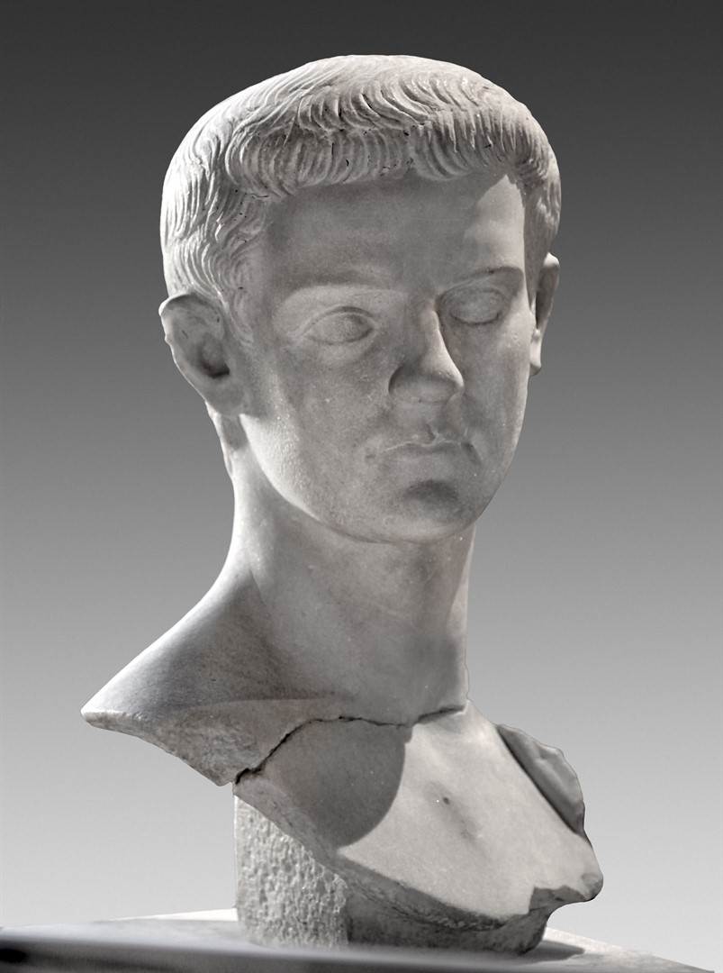 Louvre Caligula